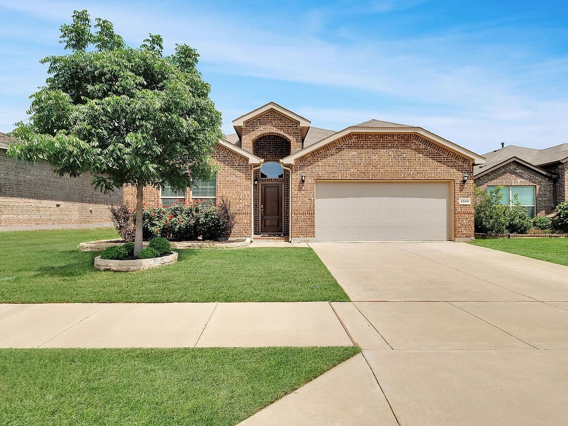 Primary listing photo