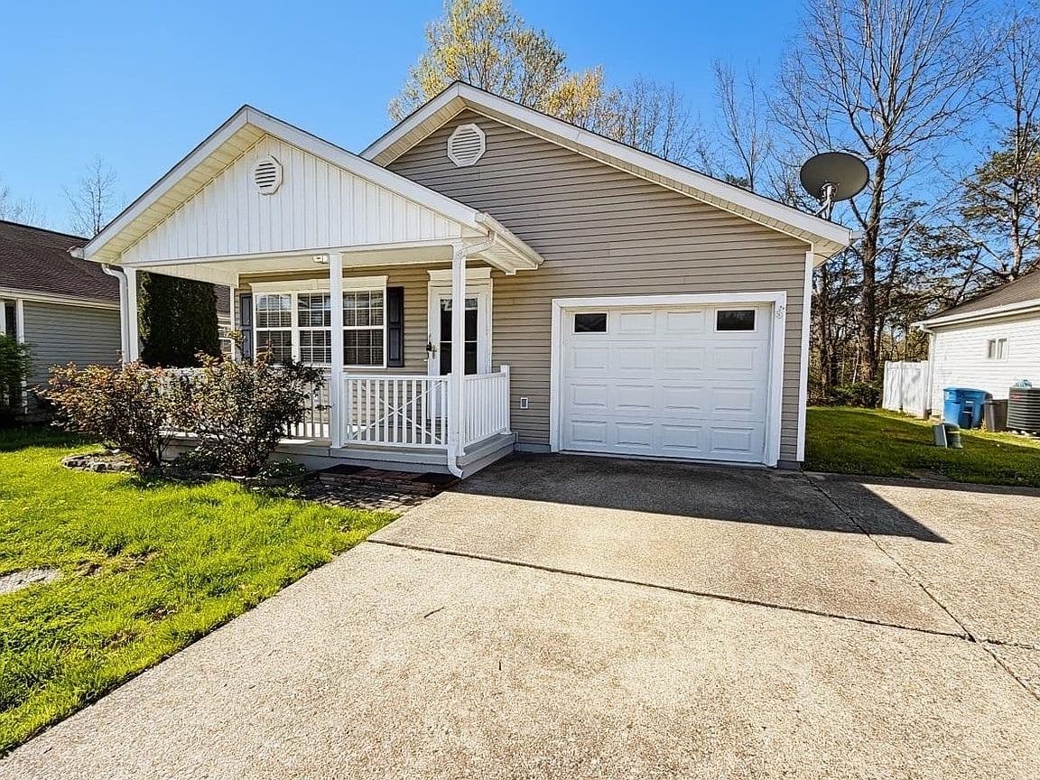 Primary listing photo
