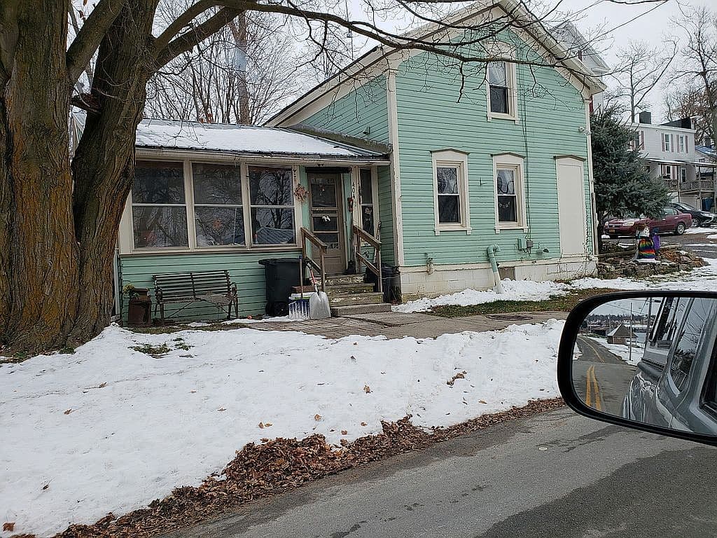 Primary listing photo