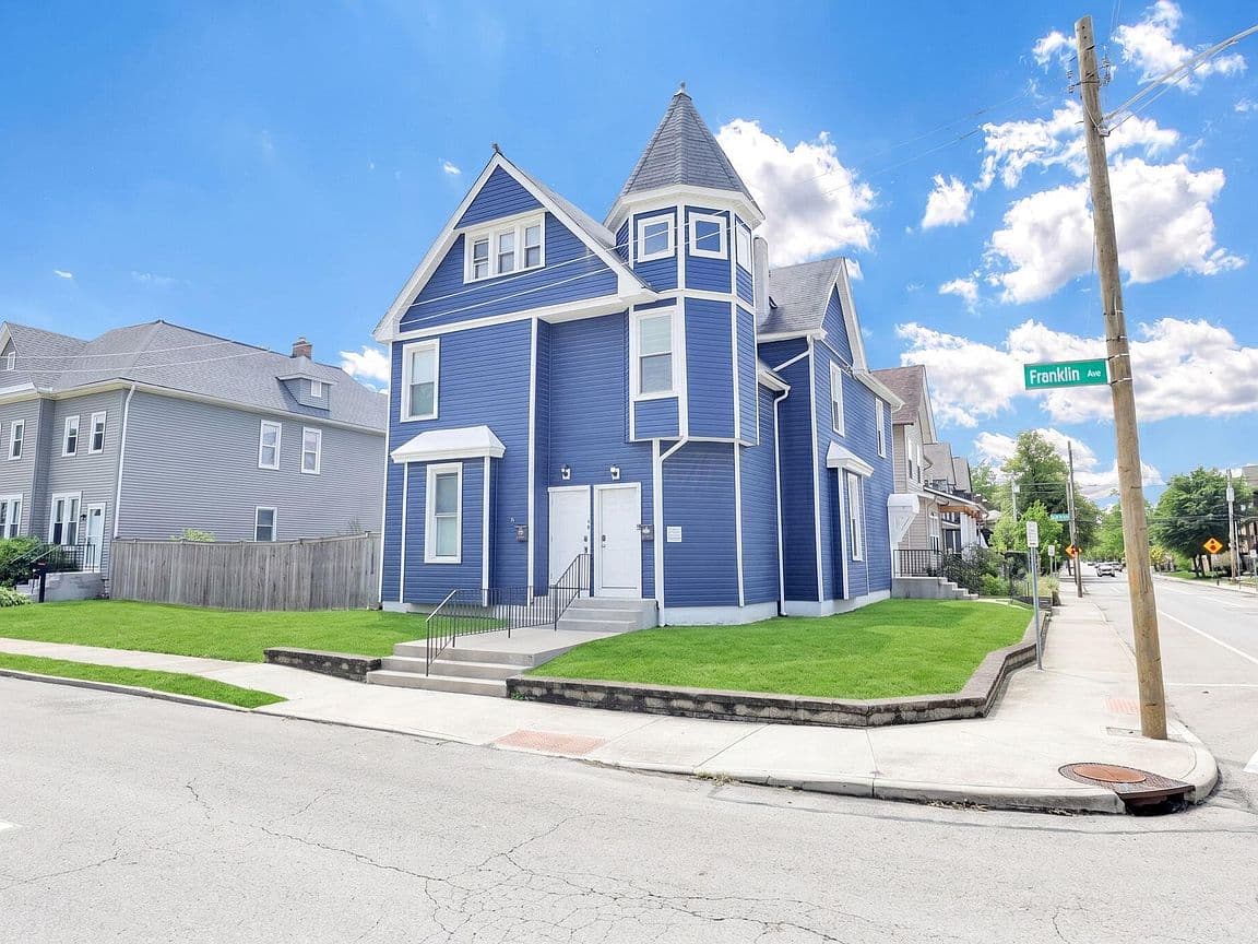 Primary listing photo