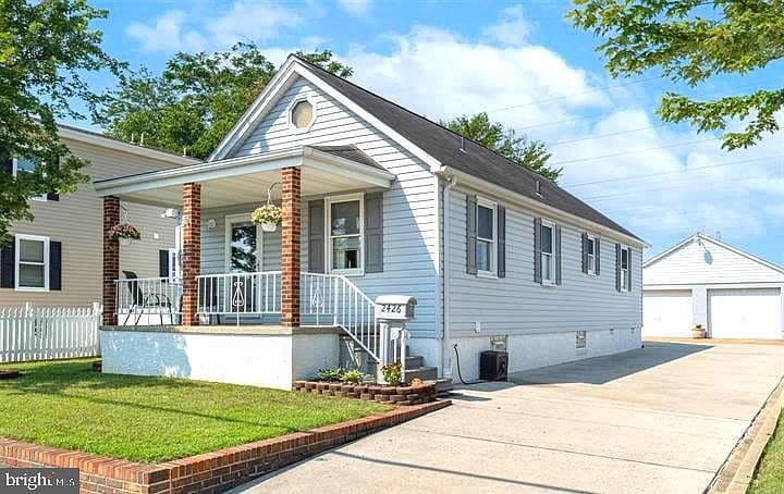 Primary listing photo