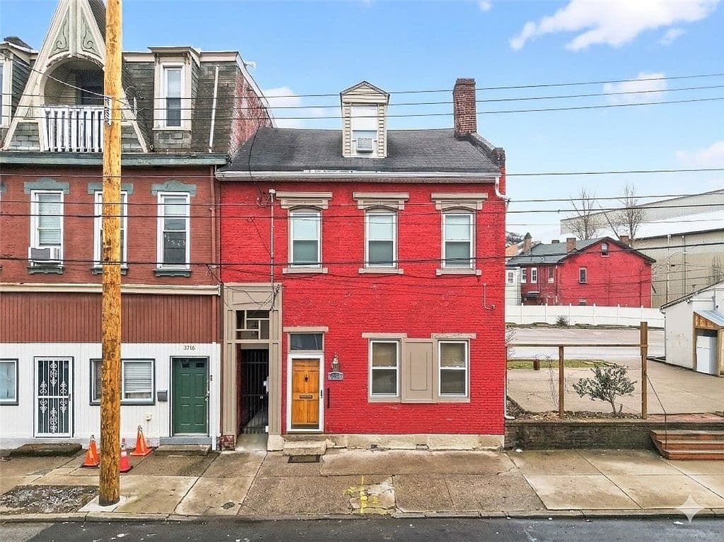 Primary listing photo