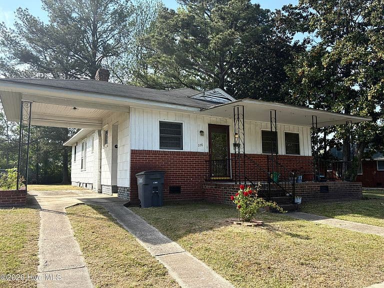 Listing photo 4