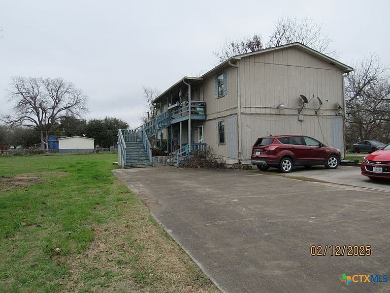 Listing photo