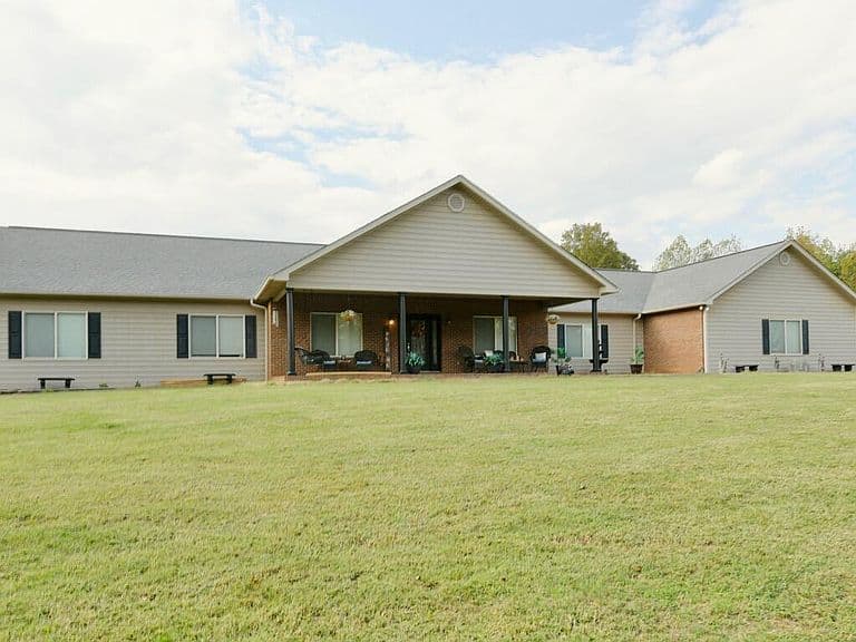 Listing photo