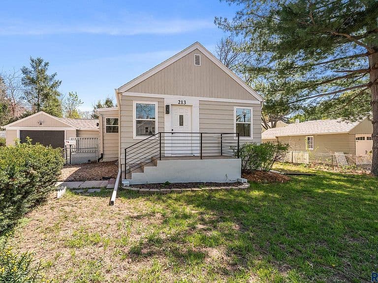 Listing photo 4