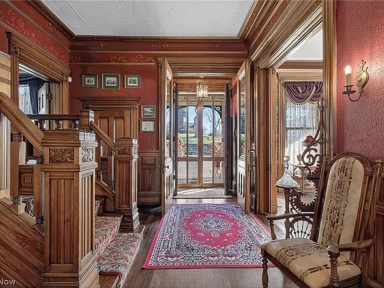 Listing photo 5