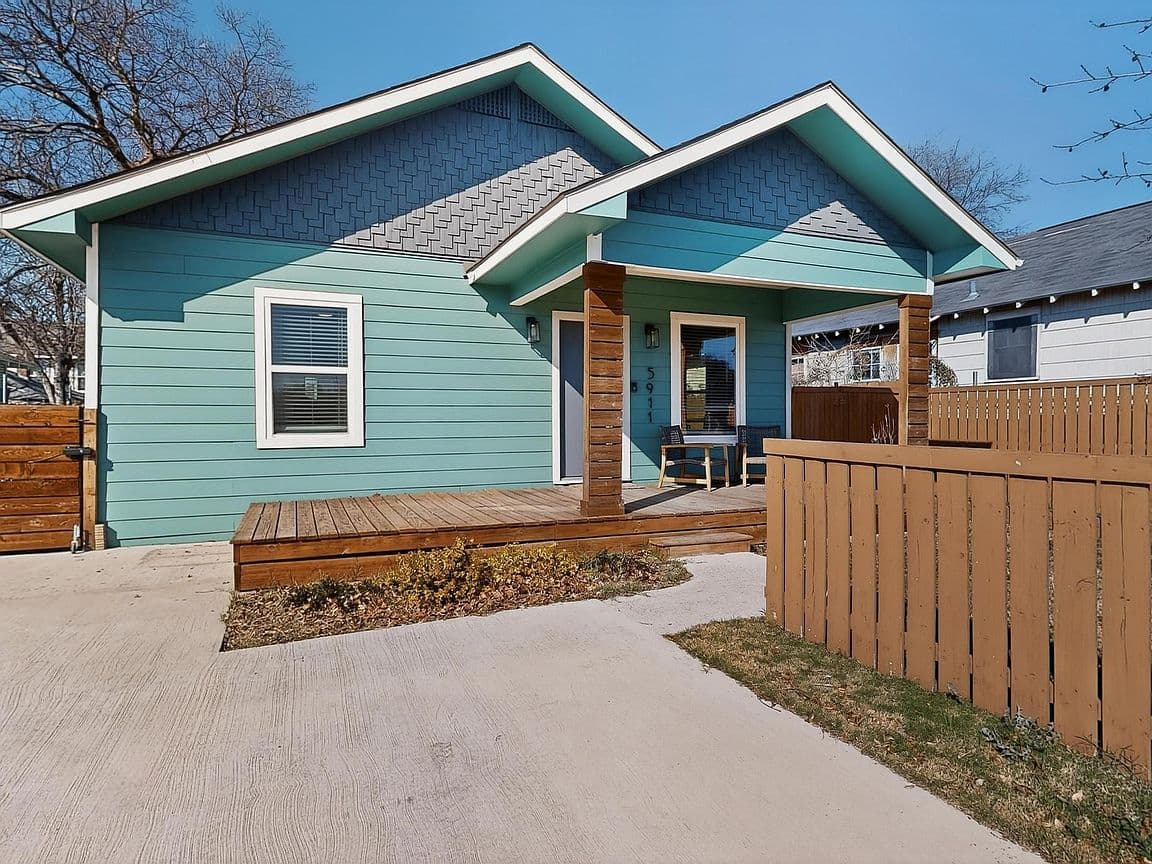 Primary listing photo