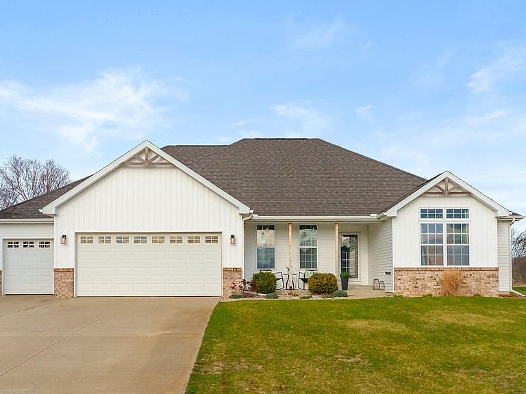 Listing photo