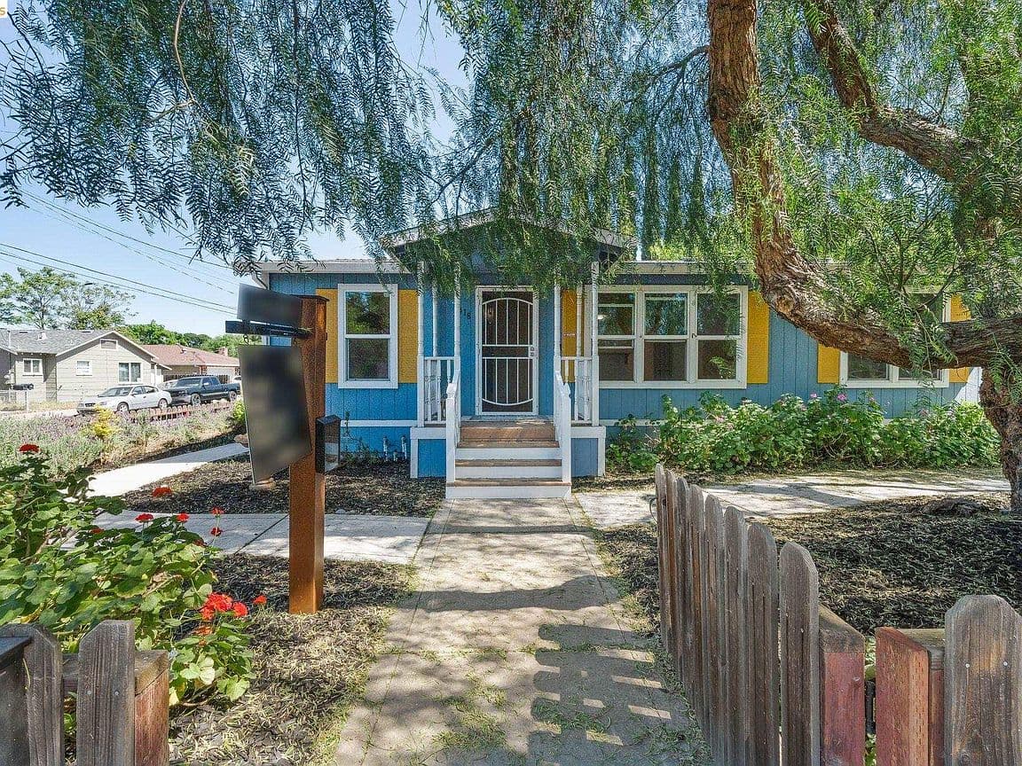 Primary listing photo
