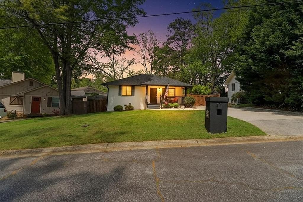Primary listing photo