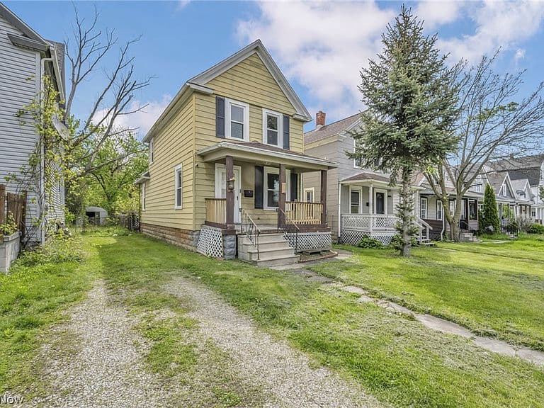 Listing photo 4