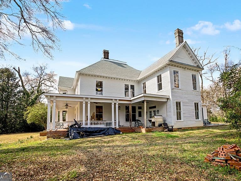 Listing photo 4