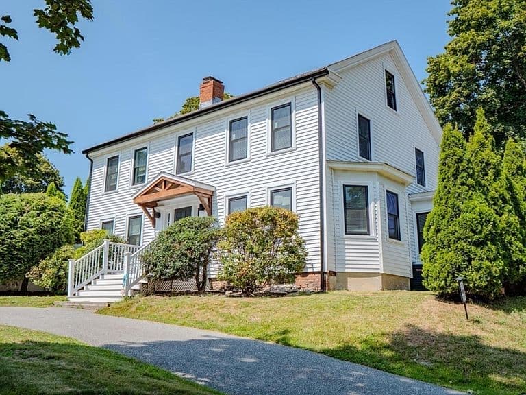 Listing photo 3