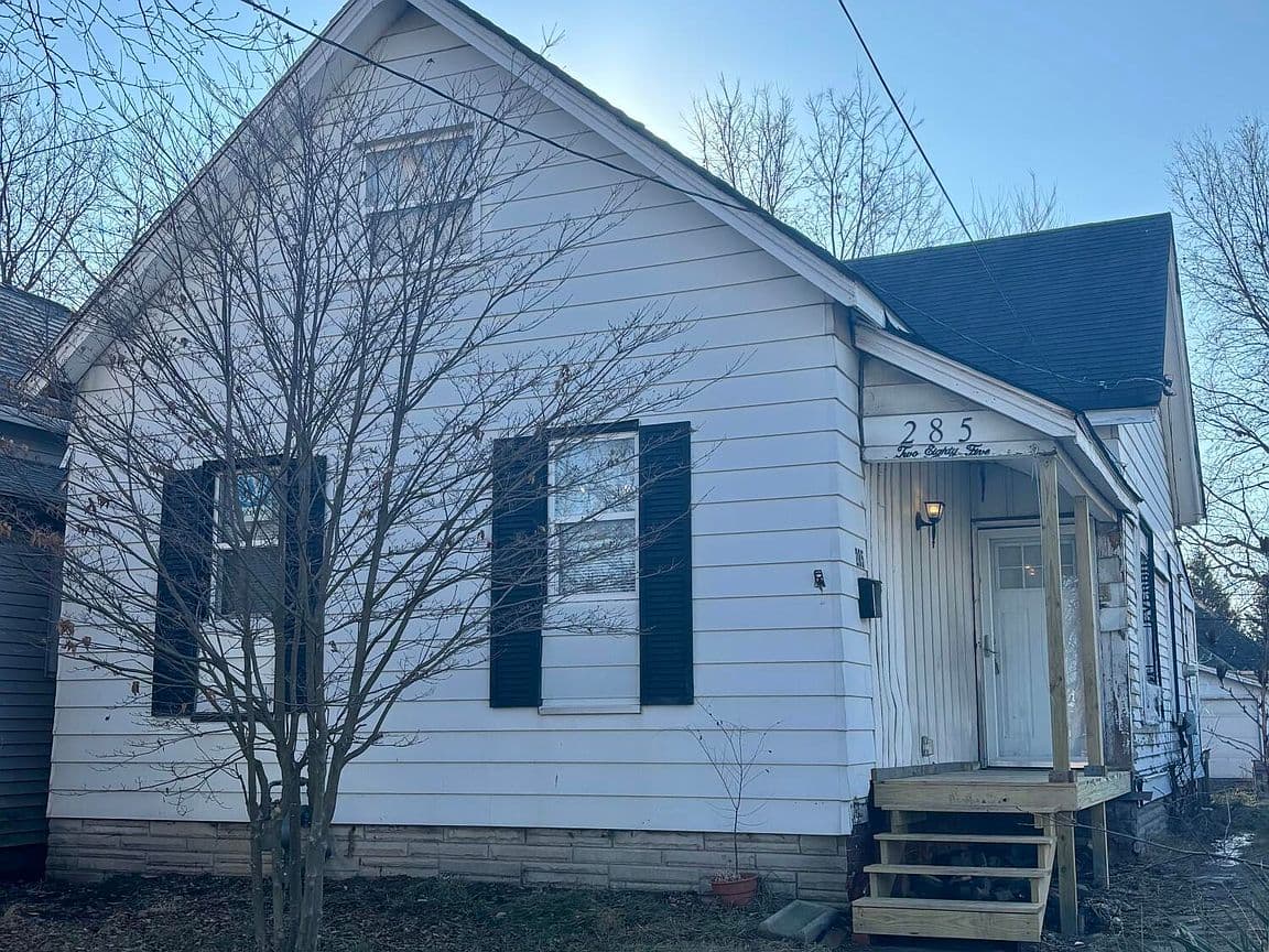 Primary listing photo