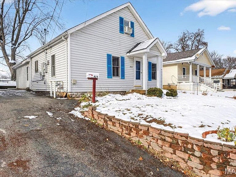 Listing photo 4