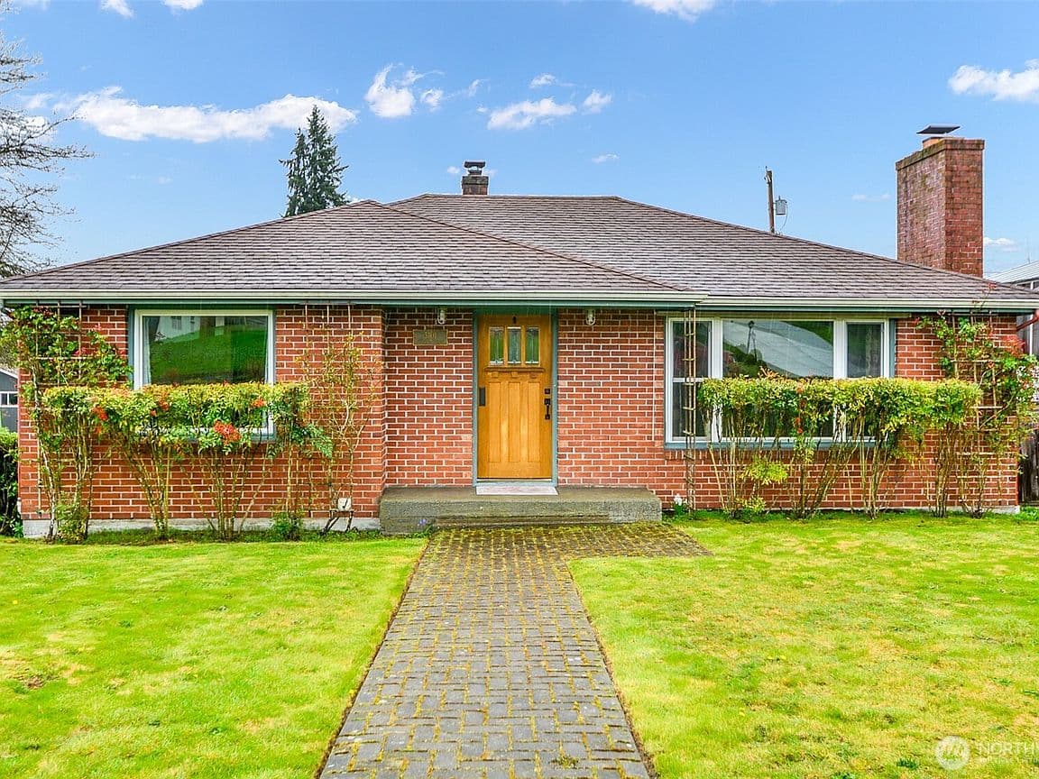 Primary listing photo
