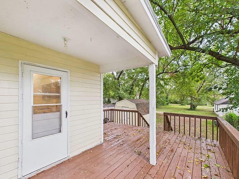 Listing photo 4