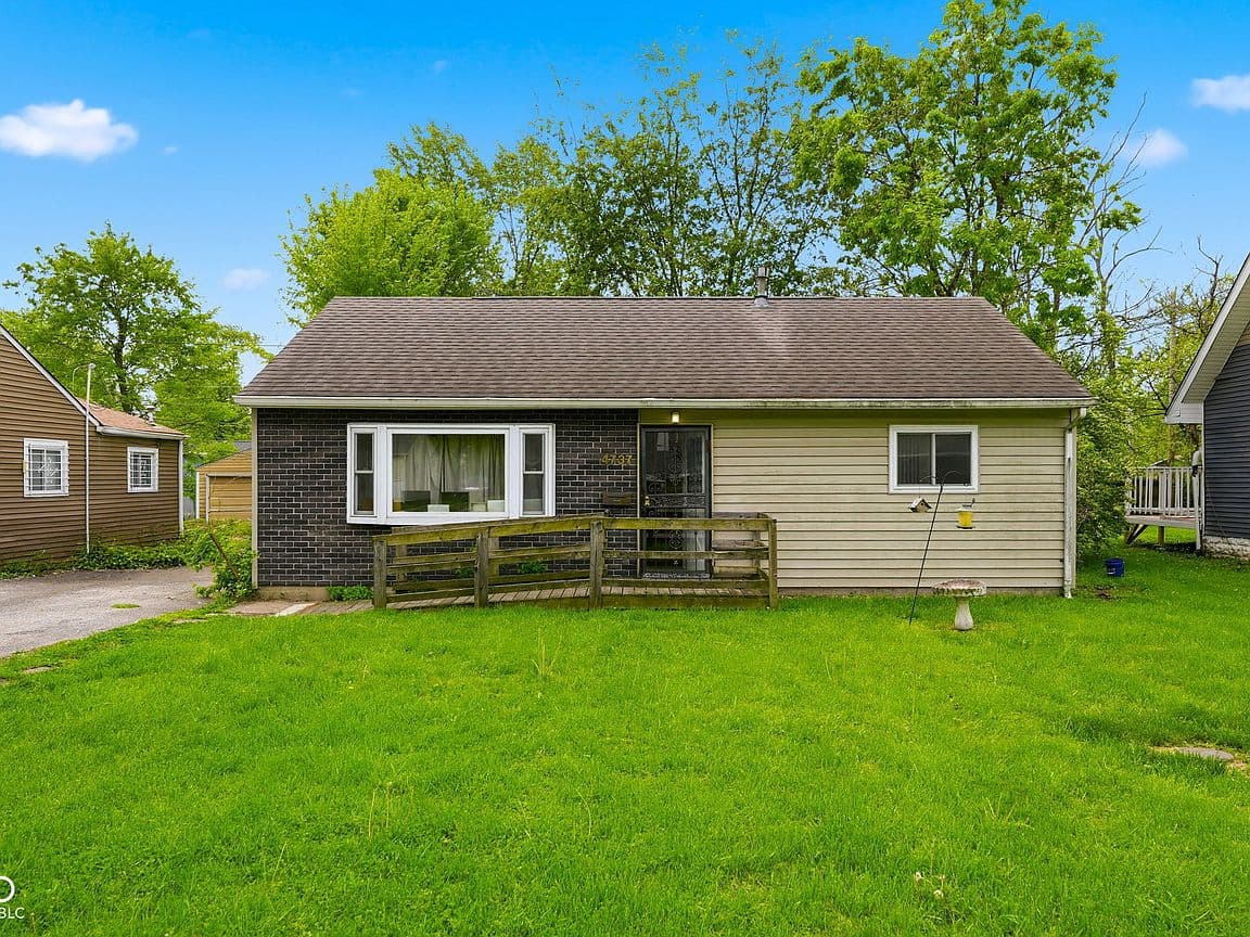 Primary listing photo