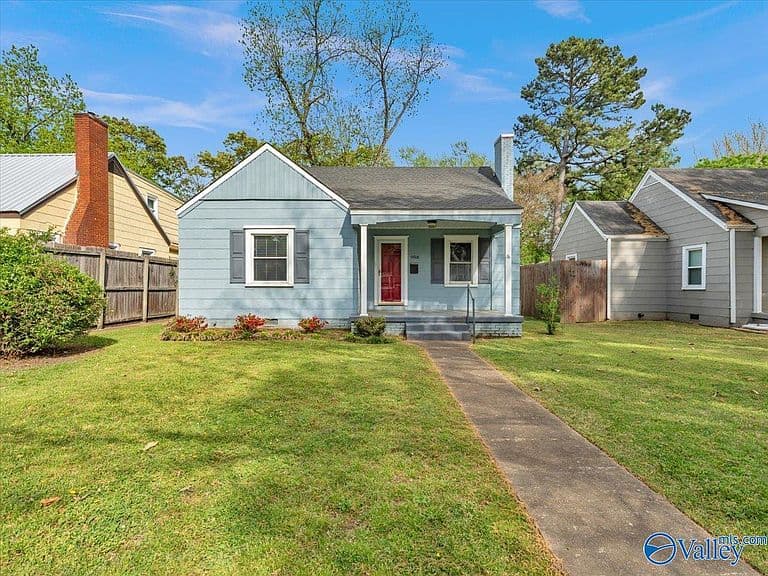 Listing photo 2