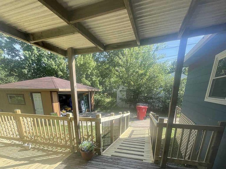 Listing photo 4