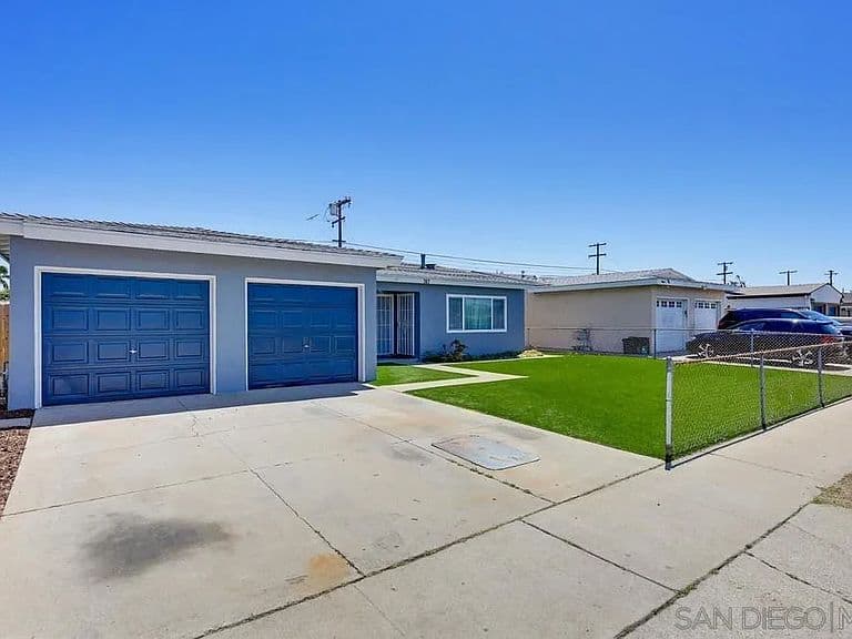 Listing photo 2