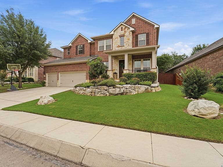 Listing photo 4
