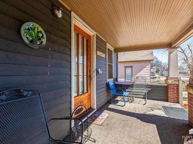 Listing photo 4