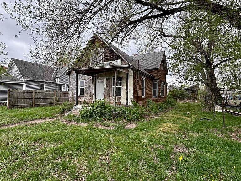 Listing photo 5