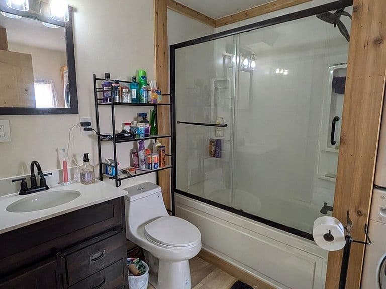 Listing photo 5
