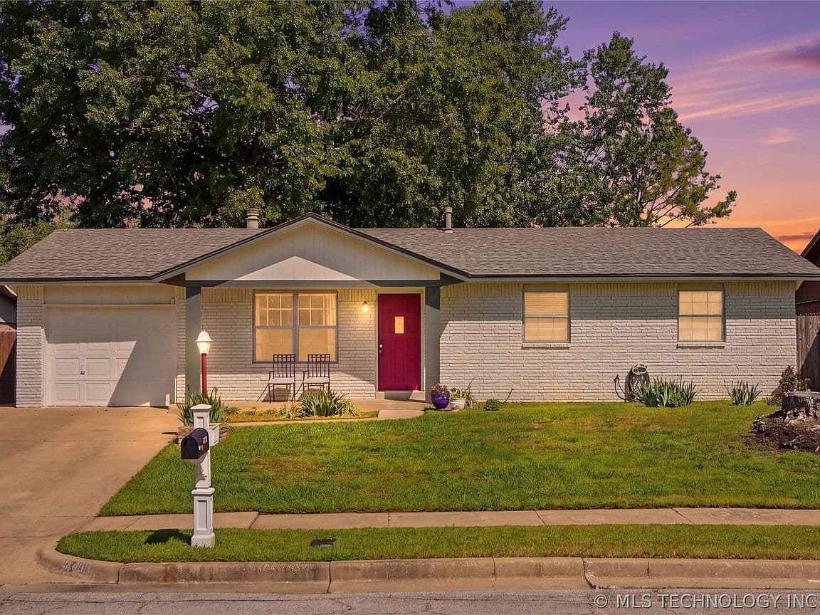 Primary listing photo