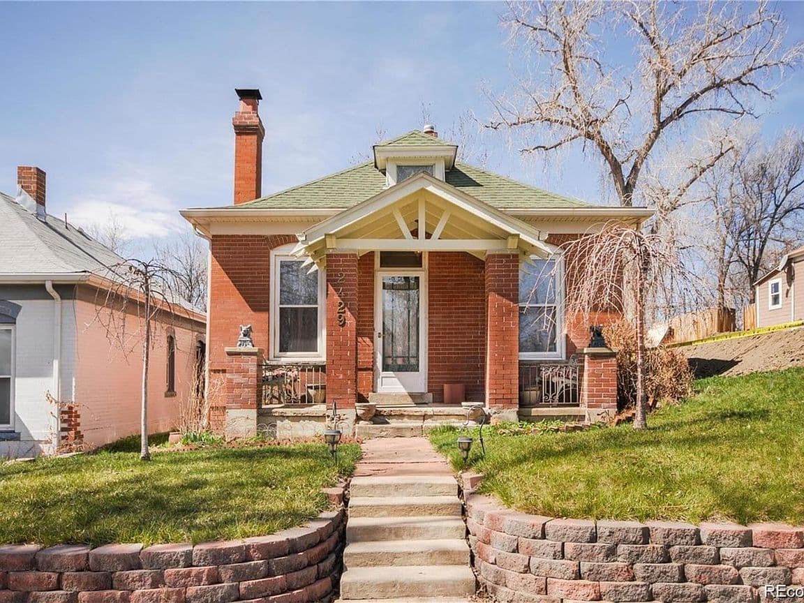 Primary listing photo