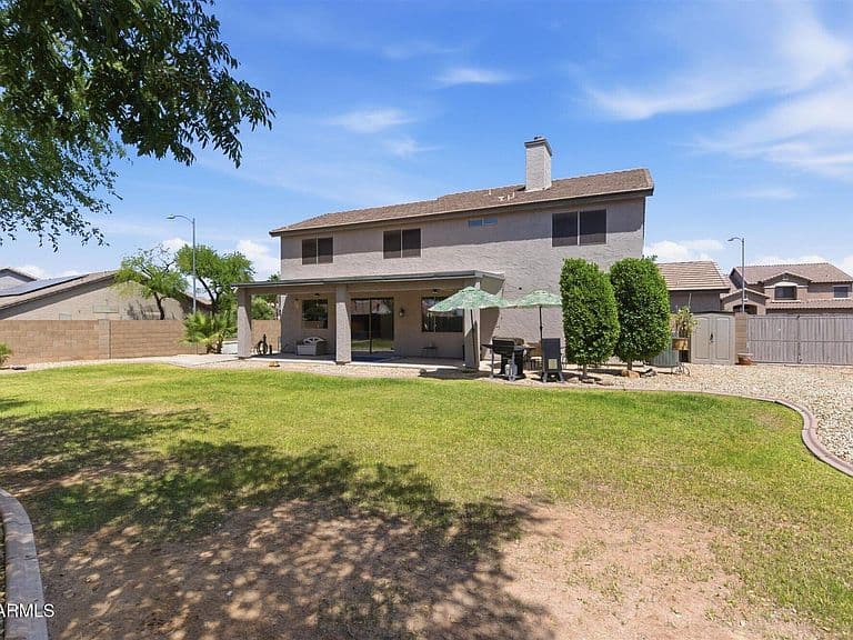 Listing photo 5
