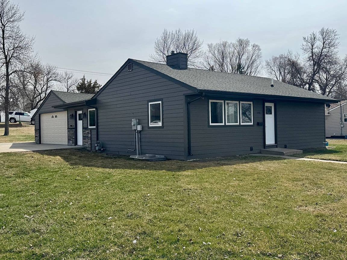 Primary listing photo