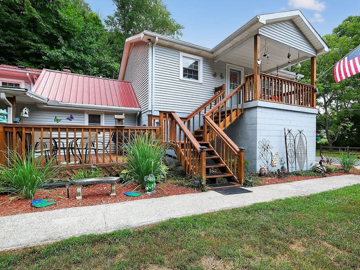 Primary listing photo
