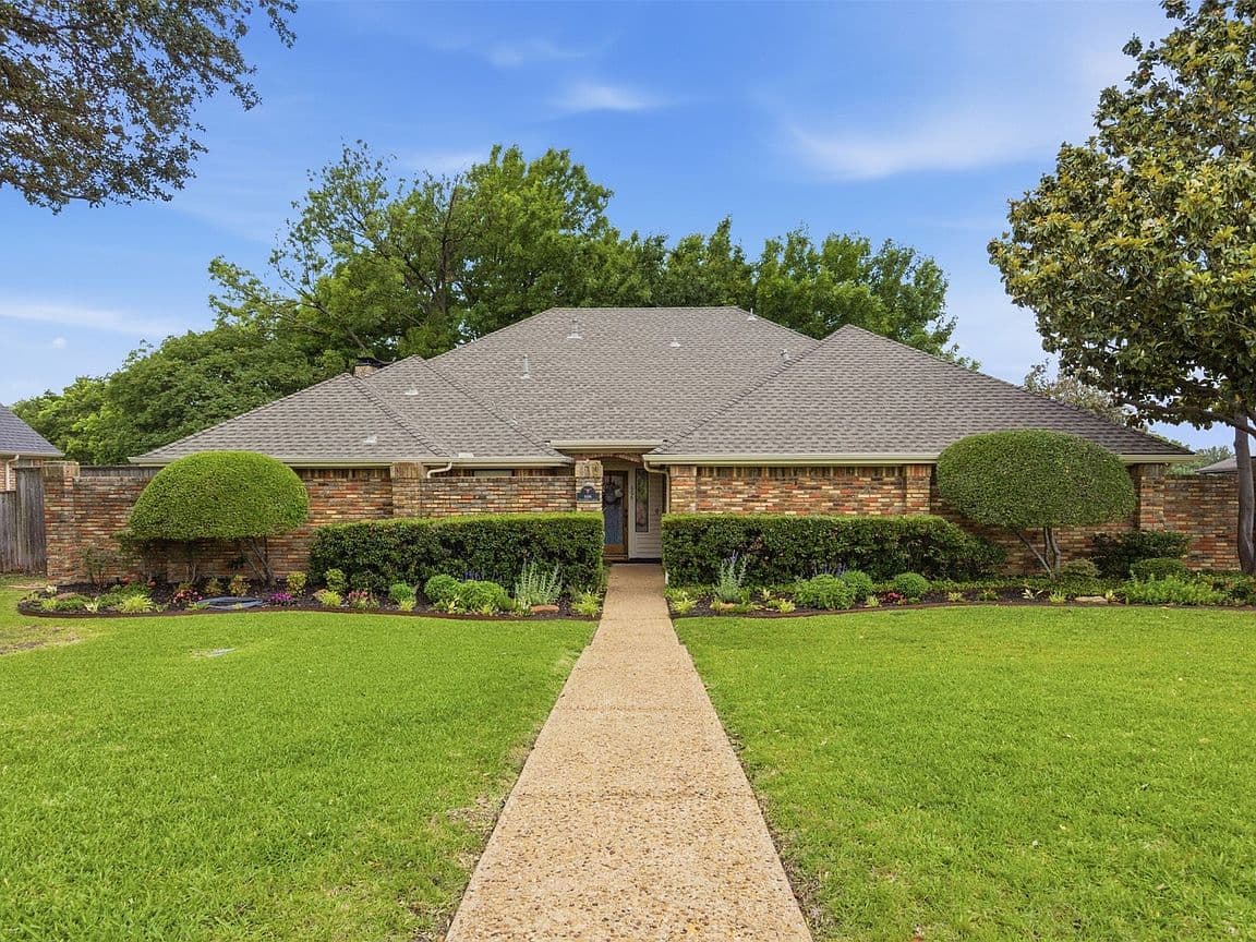 Primary listing photo
