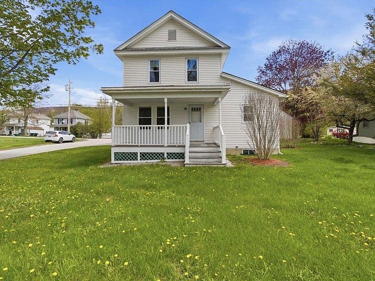 Listing photo 4