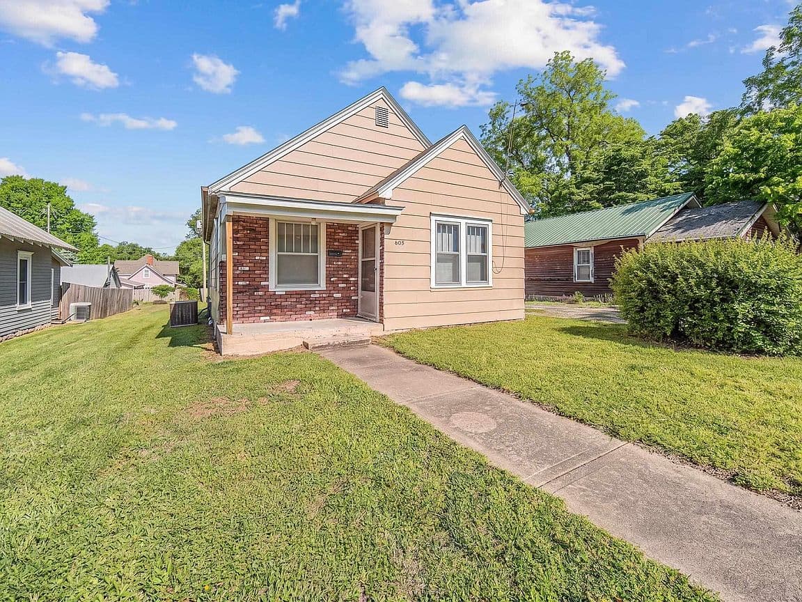 Primary listing photo