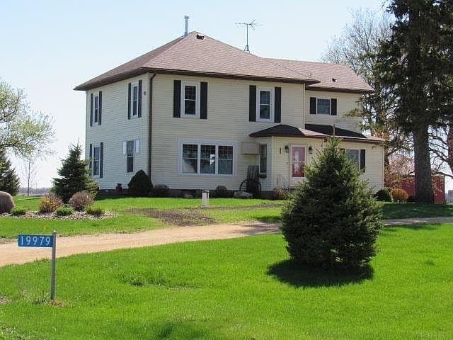 Listing photo