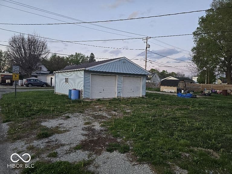 Listing photo 4