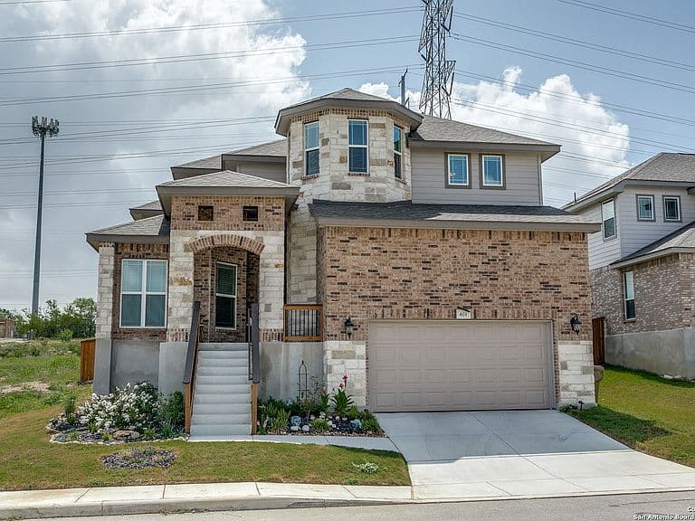 Listing photo 3