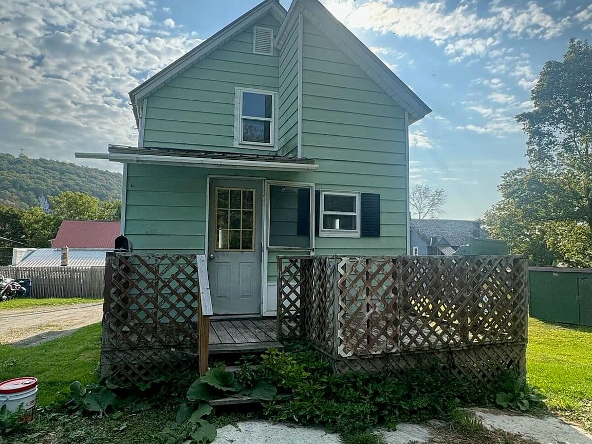 Primary listing photo
