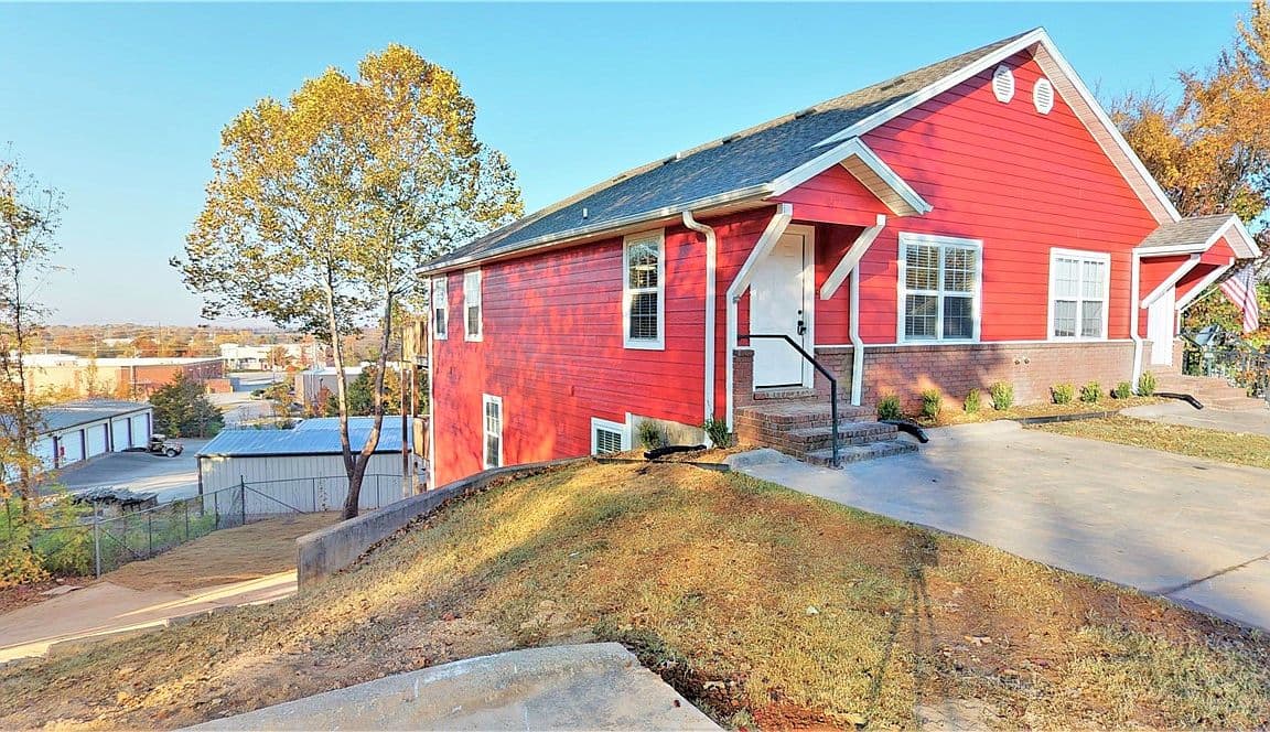 Primary listing photo