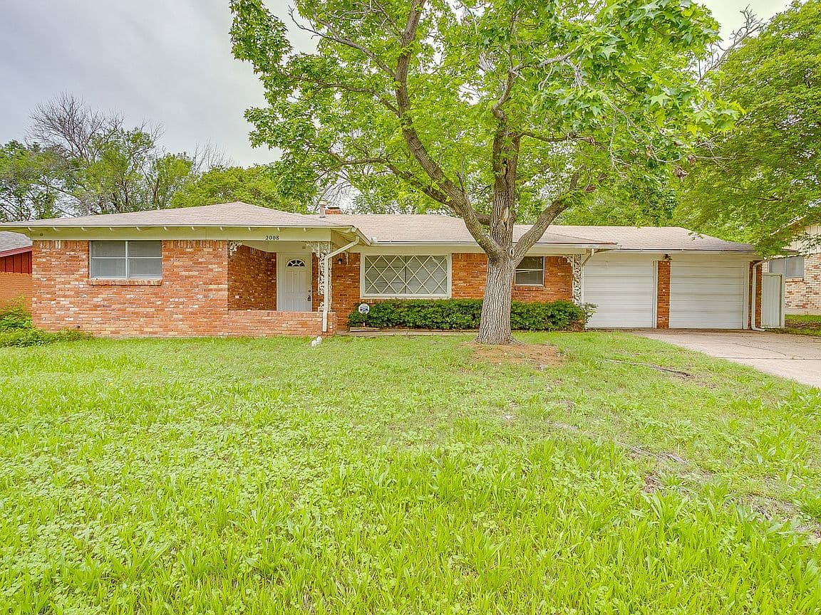 Primary listing photo