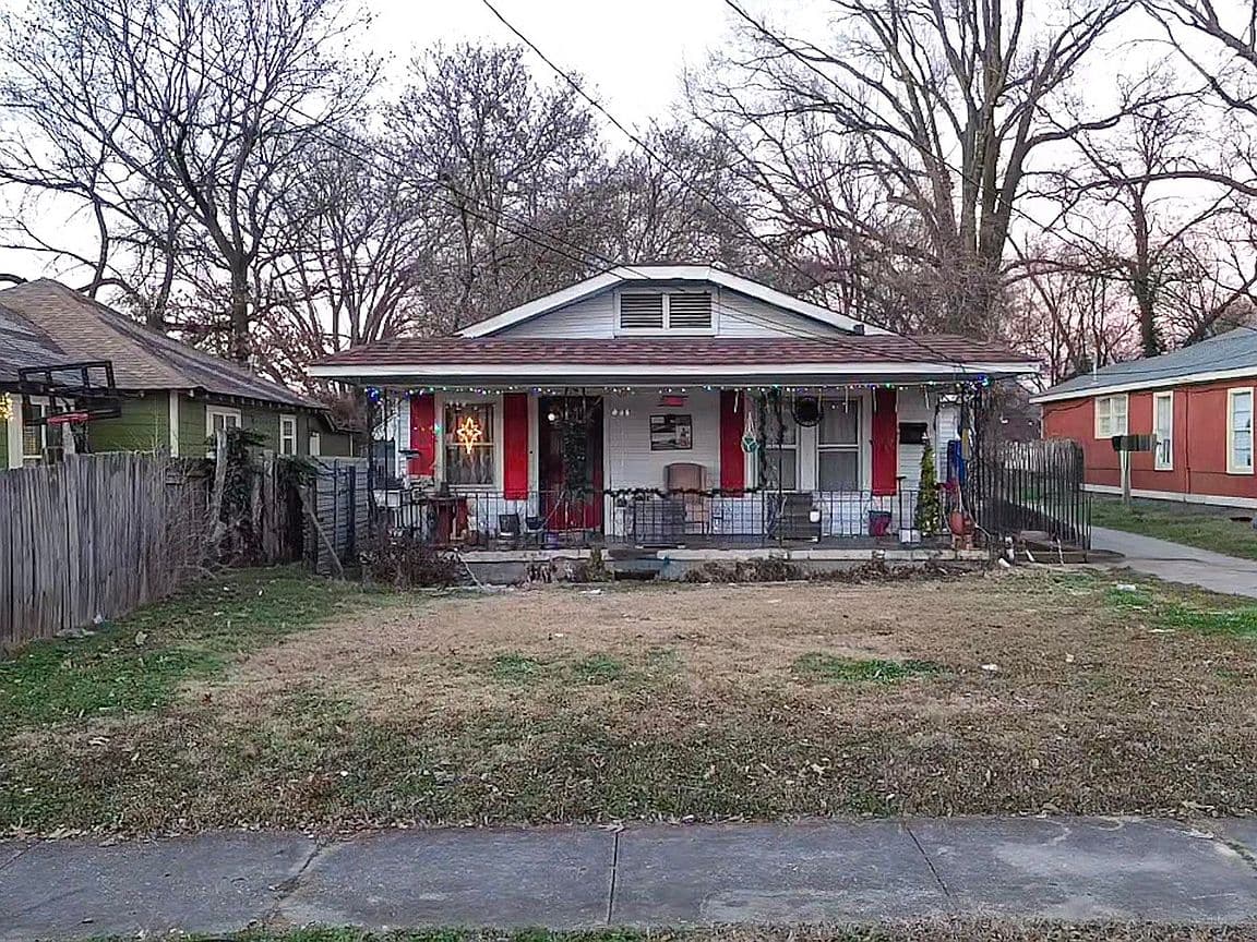 Primary listing photo