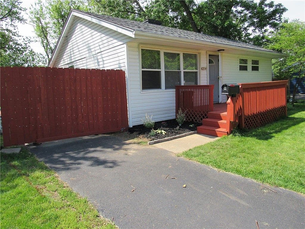 Primary listing photo