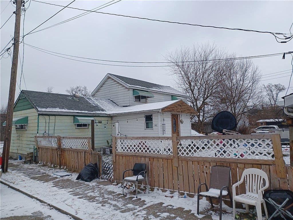 Primary listing photo