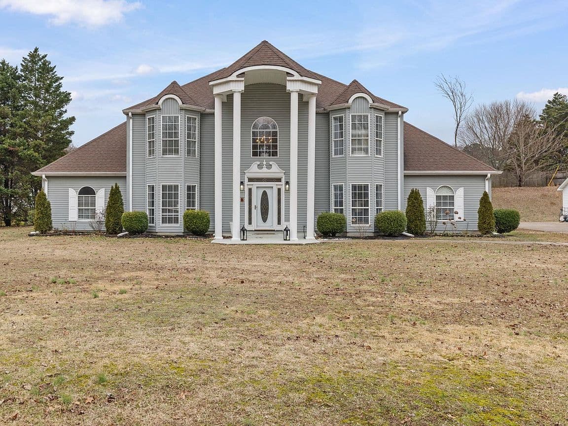 Primary listing photo
