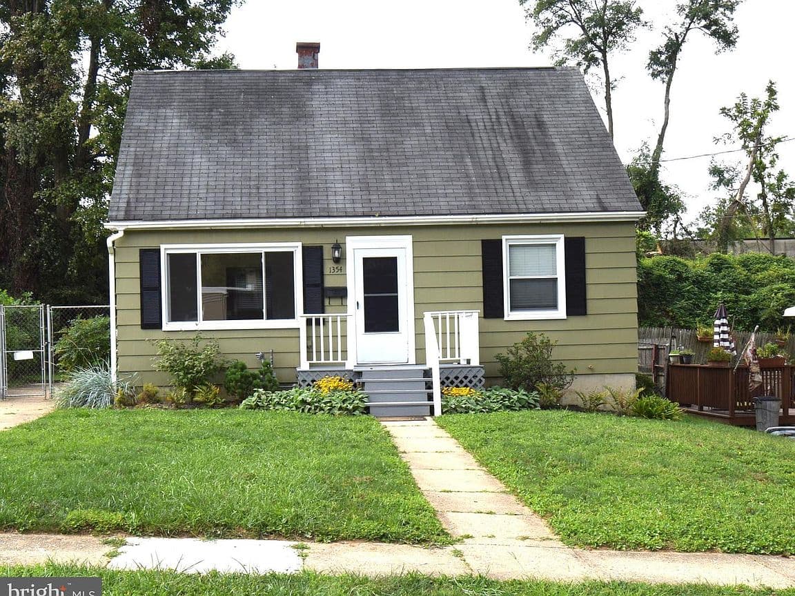 Primary listing photo