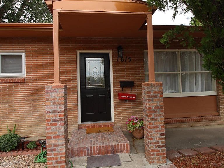 Listing photo 4